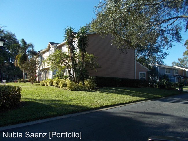 Building Photo - 2 br, 2.5 bath House - 2103 Whitewood Ct