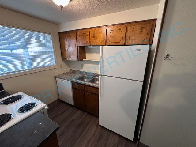 Foto del edificio - Charming 2-Bed Haven in Portland's Heart - Your Urban Retreat Awaits!