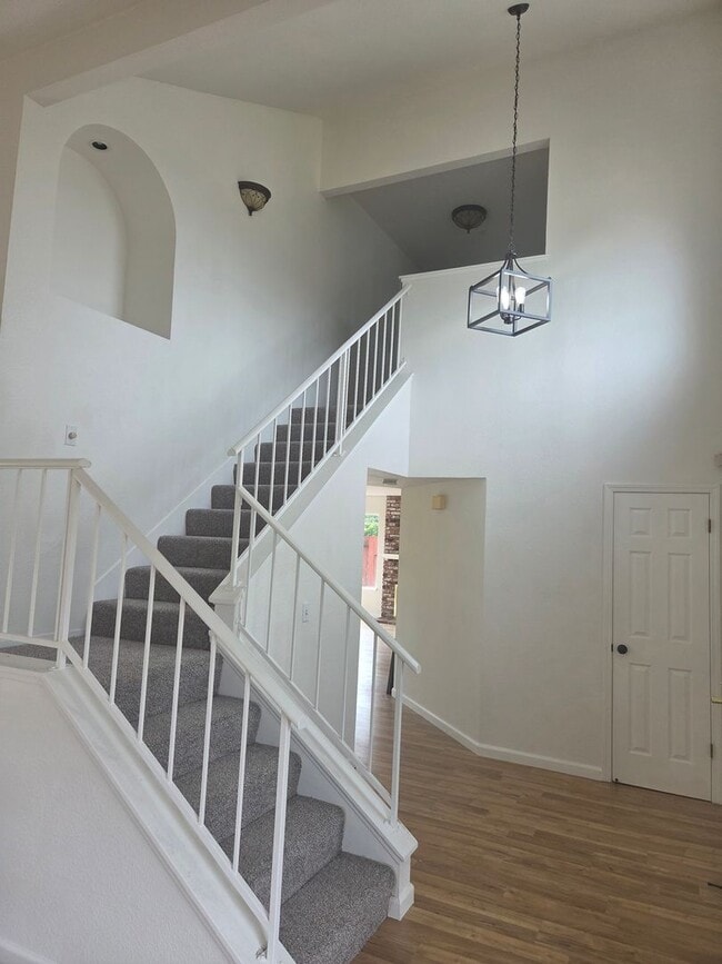 Building Photo - 745 Monte Carlo Dr