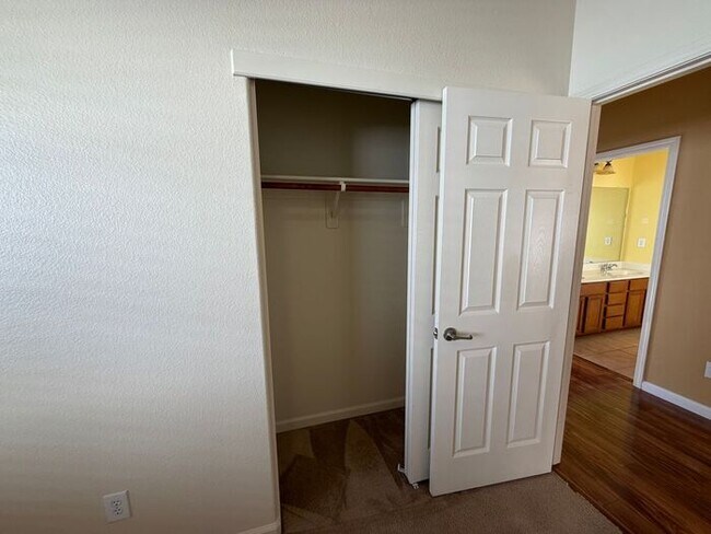 Building Photo - 7066 Sacred Cir