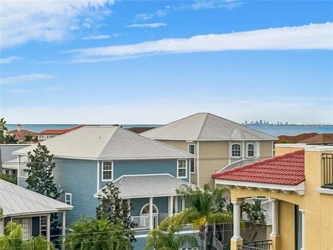 Foto del edificio - 6418 Margarita Shores Ln