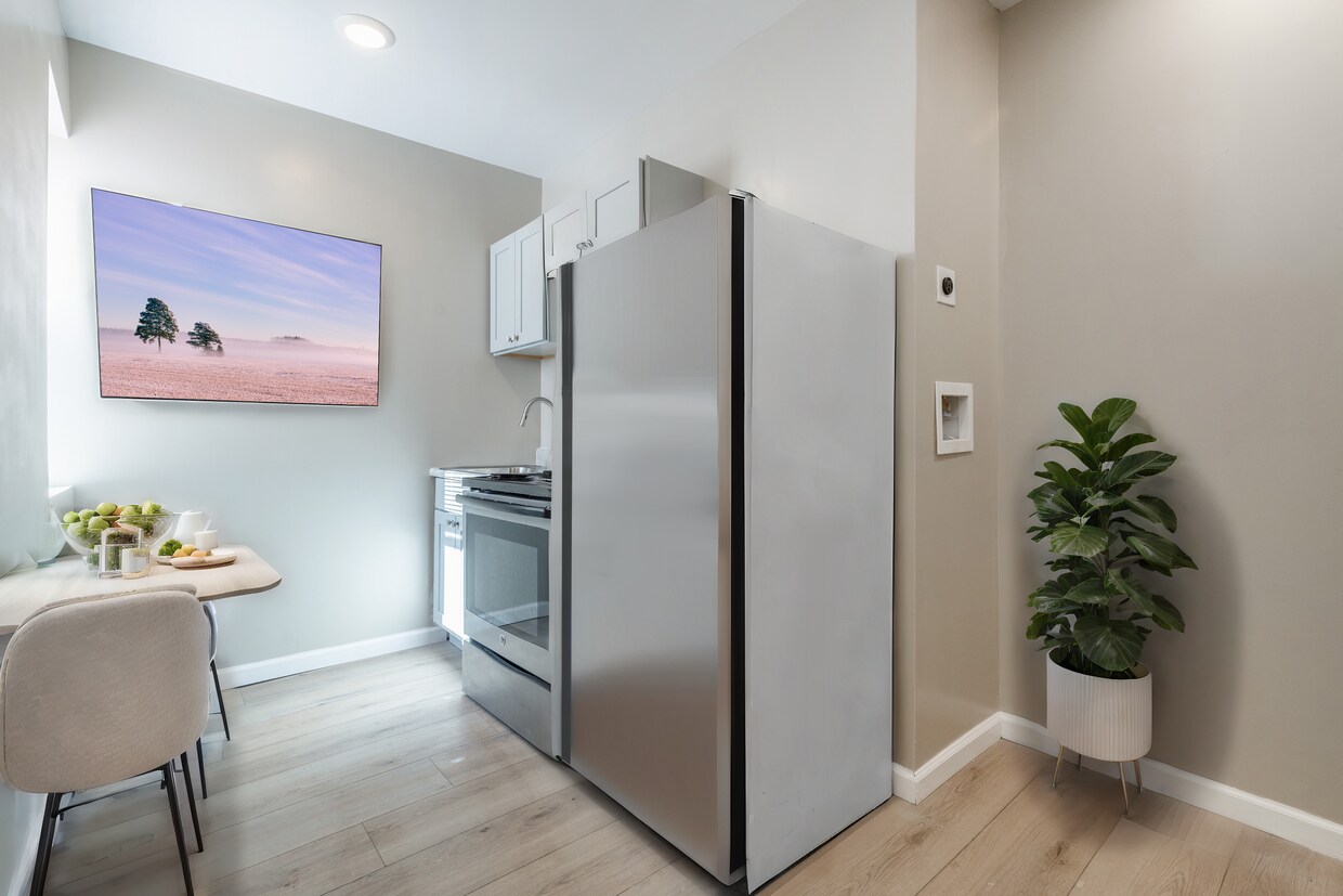 Foto principal - 4737 Frankford Ave