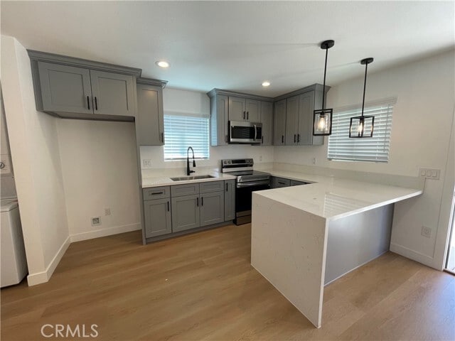 Building Photo - 215 W Nevada St