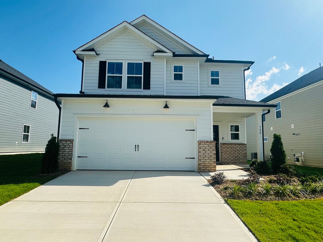 Foto principal - 520 Providence Spgs Ln