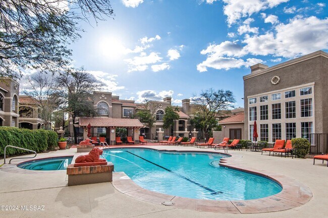 Foto del edificio - 1500 E Pusch Wilderness Dr