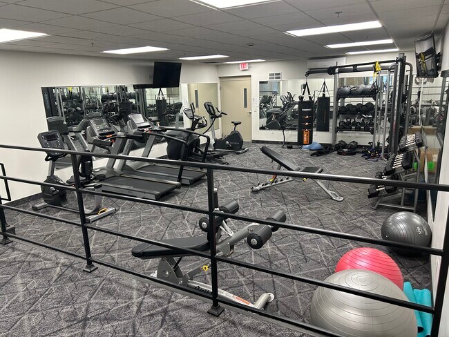 Gimnasio - Edgerton Manor