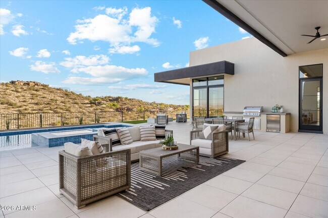 Foto del edificio - 15609 E Palatial Dr