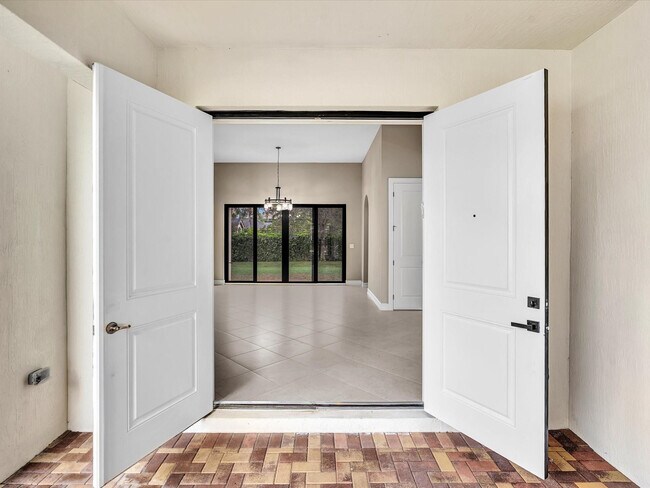 Foto del edificio - 10630 SW 55th St
