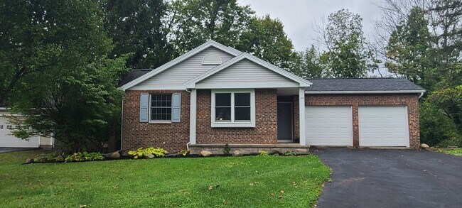 Building Photo - 144 Galway Dr