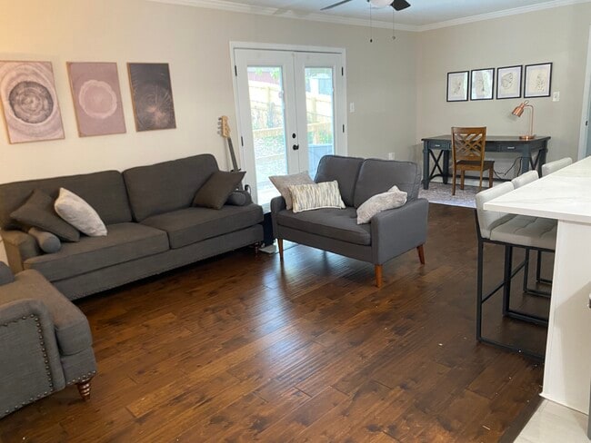 Sala de estar - 1420 Marlyn Dr