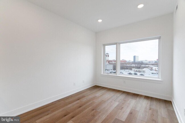 Foto del edificio - 901 Leland St