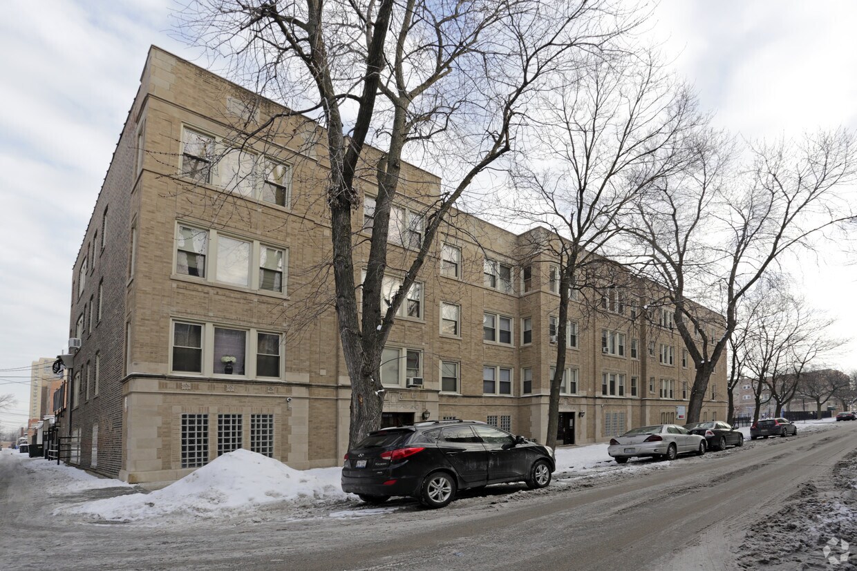 Building Photo - 6850-6858 S Oglesby Ave