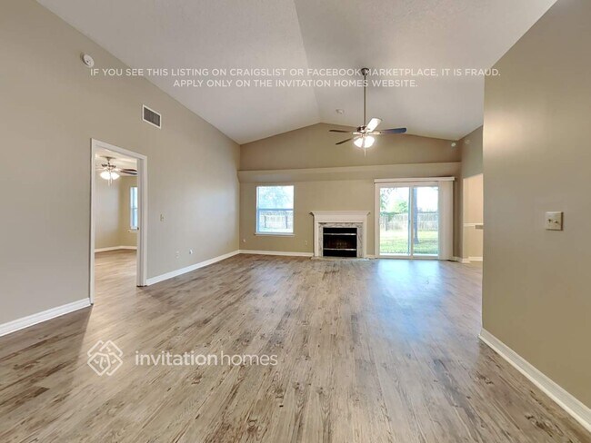 Building Photo - 8844 Ivymill Pl S
