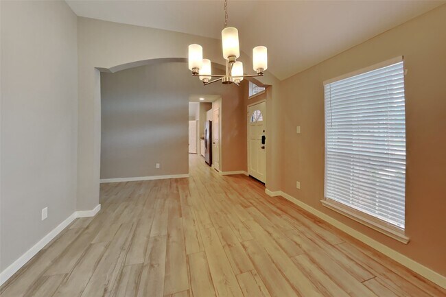 Foto del edificio - 18918 Cypresswood Forest Ct