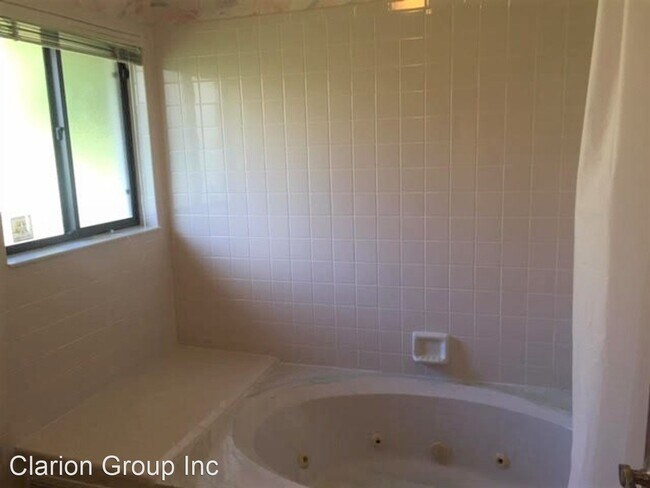 Building Photo - 3 br, 3 bath House - 17 Evans Drive