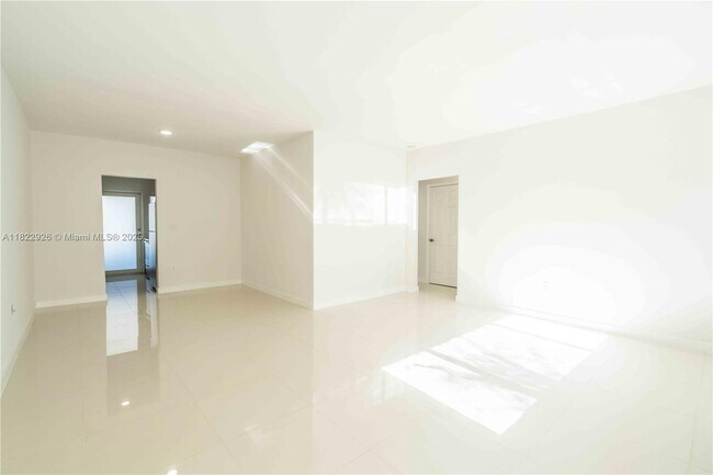 Foto del edificio - 1185 98th St