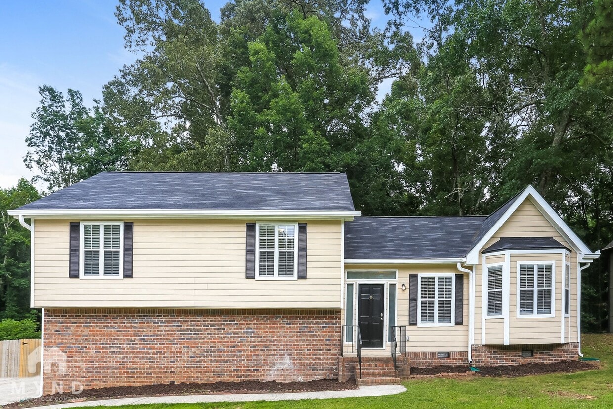 Primary Photo - 8613 Stone Creek Ct