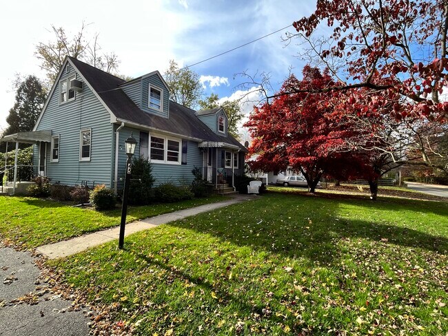 Building Photo - 45 Crescent Ave