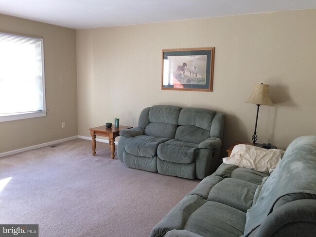 Building Photo - 124 Trotters Lea Ln