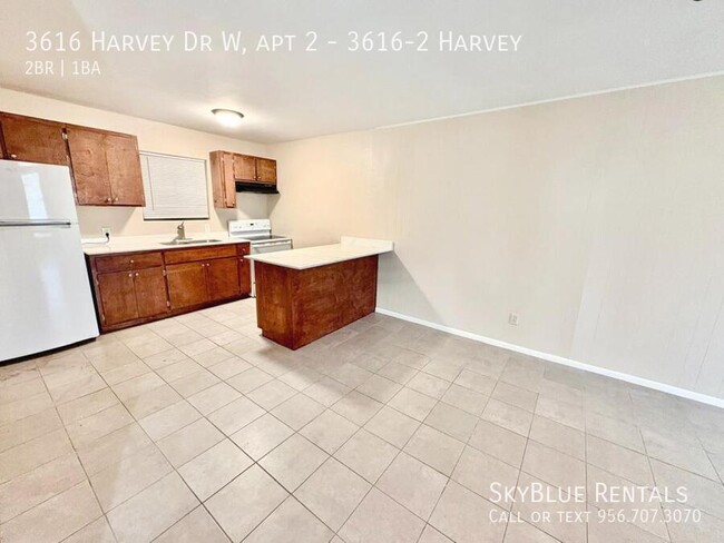 Foto del edificio - 3616 Harvey Dr W
