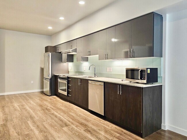 Foto del edificio - Great Condo For Rent