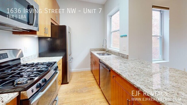 Foto del edificio - Top Floor Mount Pleasant One Bedroom W/Pri...