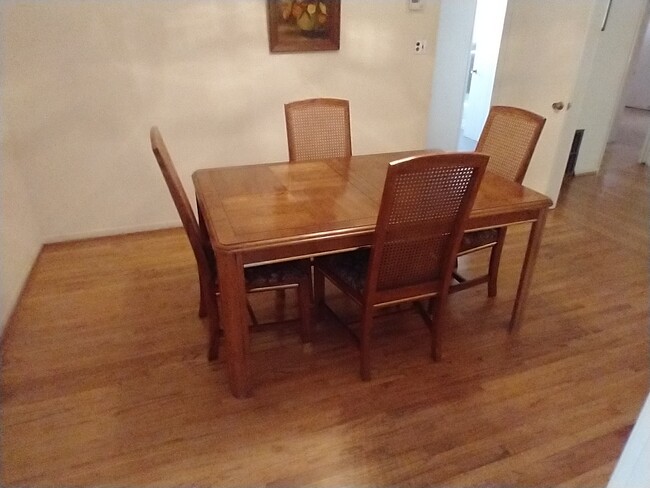 Dining room - 6819 Yolanda Ave