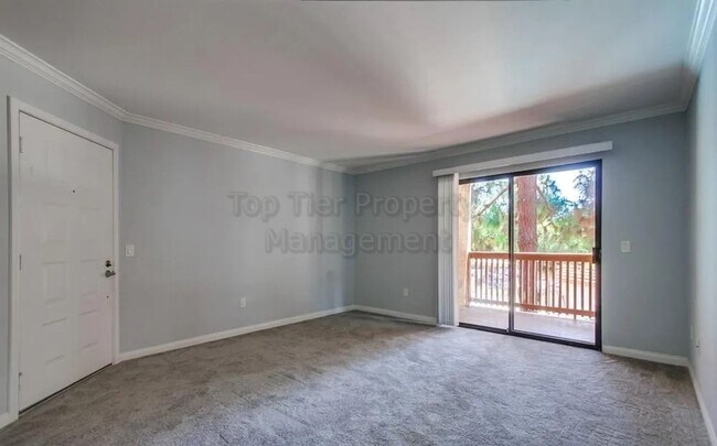 Building Photo - **Private 1 bed / 1 bath Condo in Carmel M...