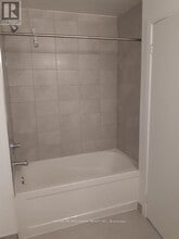 Building Photo - 621 Sheppard Ave E