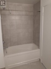 Building Photo - 621 Sheppard Ave E