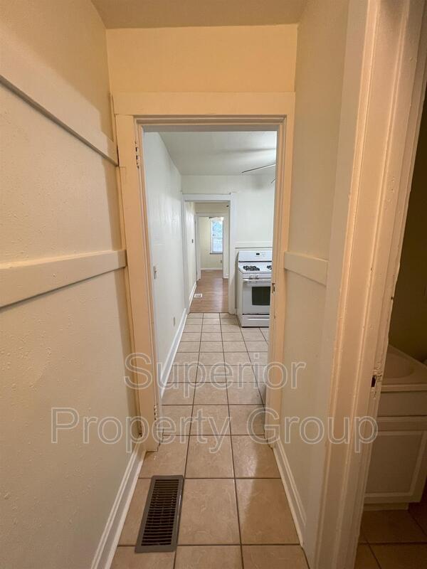 Foto del edificio - 2507 E Johnson St