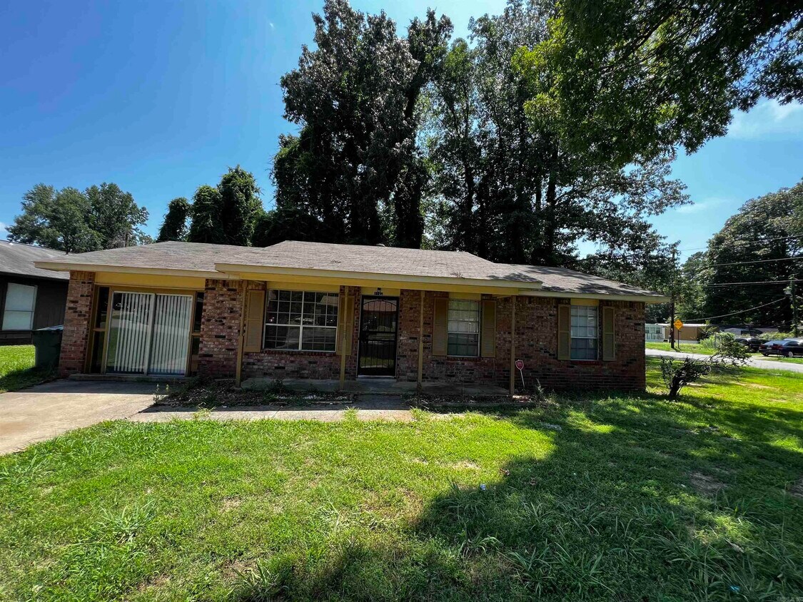 Foto principal - 4417 Arehart Dr