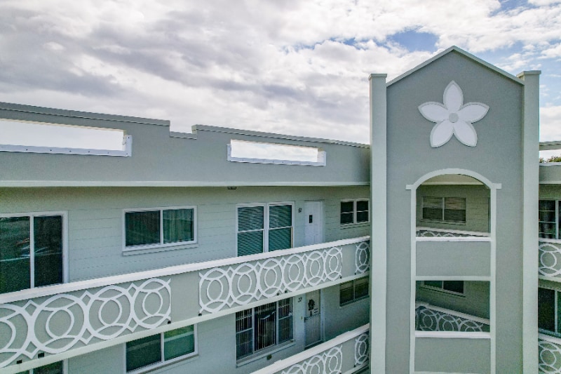 Photo - 2257 World Pkwy Blvd W (Clearwater, FL)