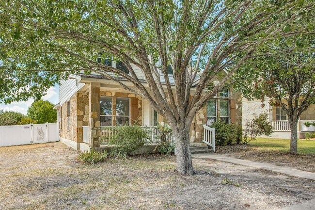 Foto del edificio - 317 Lava Bed Dr