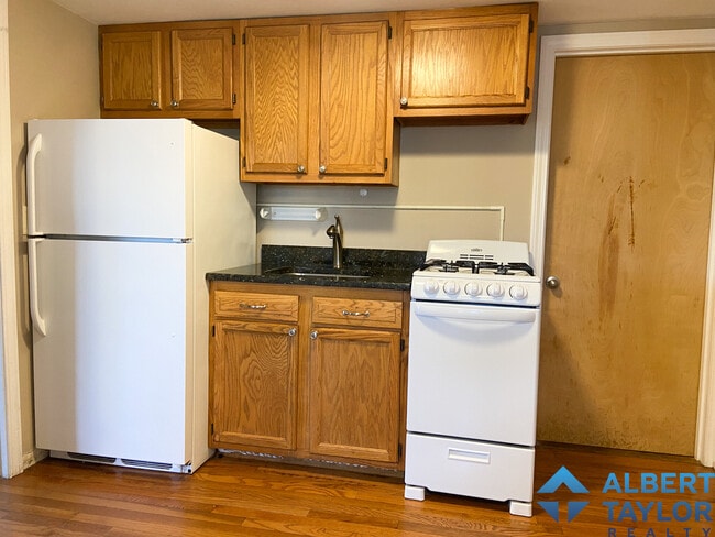 Foto del edificio - 8 Sunset St