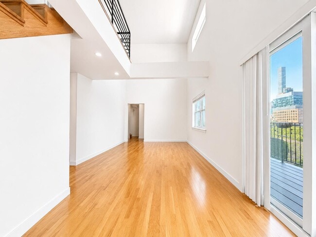 Building Photo - 401 E 68th St