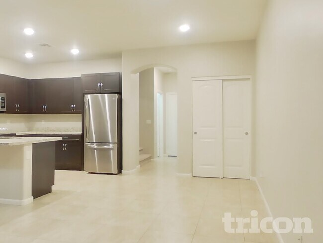 Foto del edificio - 12575 W Gentle Rain Rd