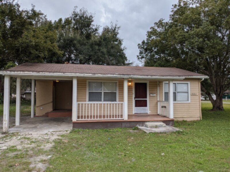 321 W Hunt Ave, Bushnell, FL 33513 House Rental in Bushnell, FL