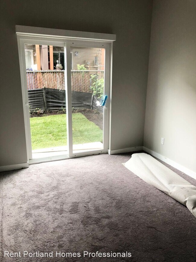 Foto del edificio - 3 br, 1.5 bath House - 173 NE 162nd Ave