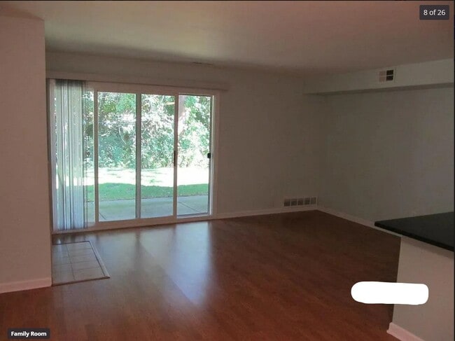 Foto del edificio - 2916 Davison Ave