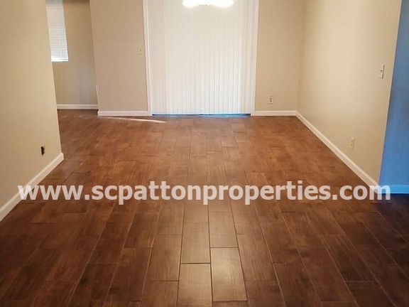 Building Photo - 9623 Bear Creek Dr