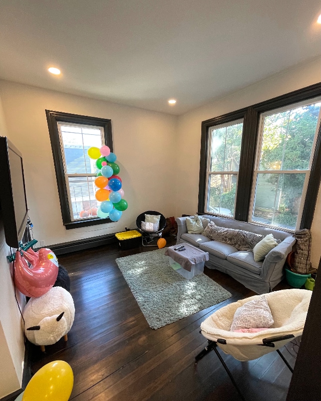 Building Photo - 79 Lloyd Ave