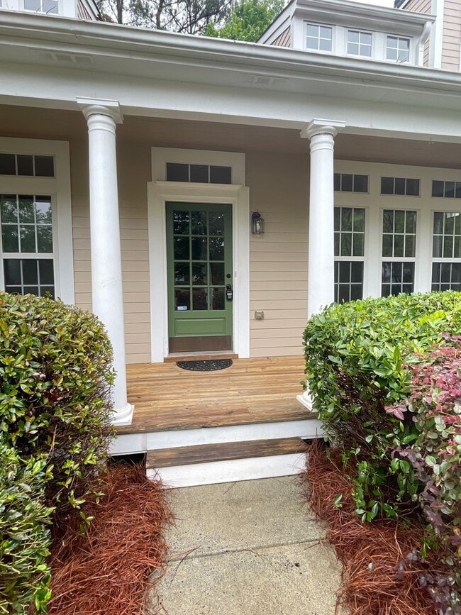 Building Photo - Charming 4/3.5 cottage in Bridgemill, Mast...