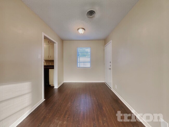 Foto del edificio - 1141 Reed St