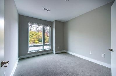Building Photo - 211 Concord Tpke