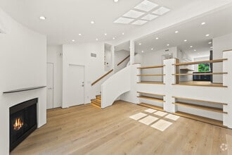 Building Photo - 13336 Maxella Ave