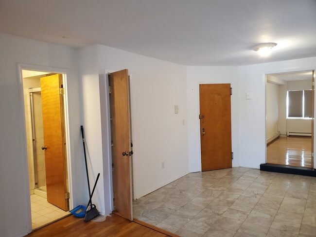 Dinning room - 3628 166th St