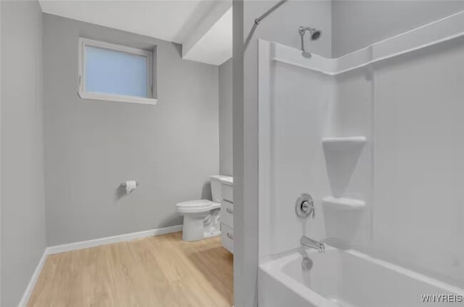 Foto del edificio - 140 Seymour St