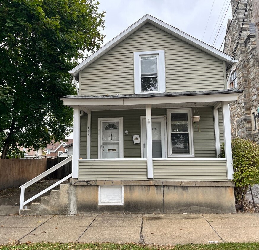 Primary Photo - 816 11th Street