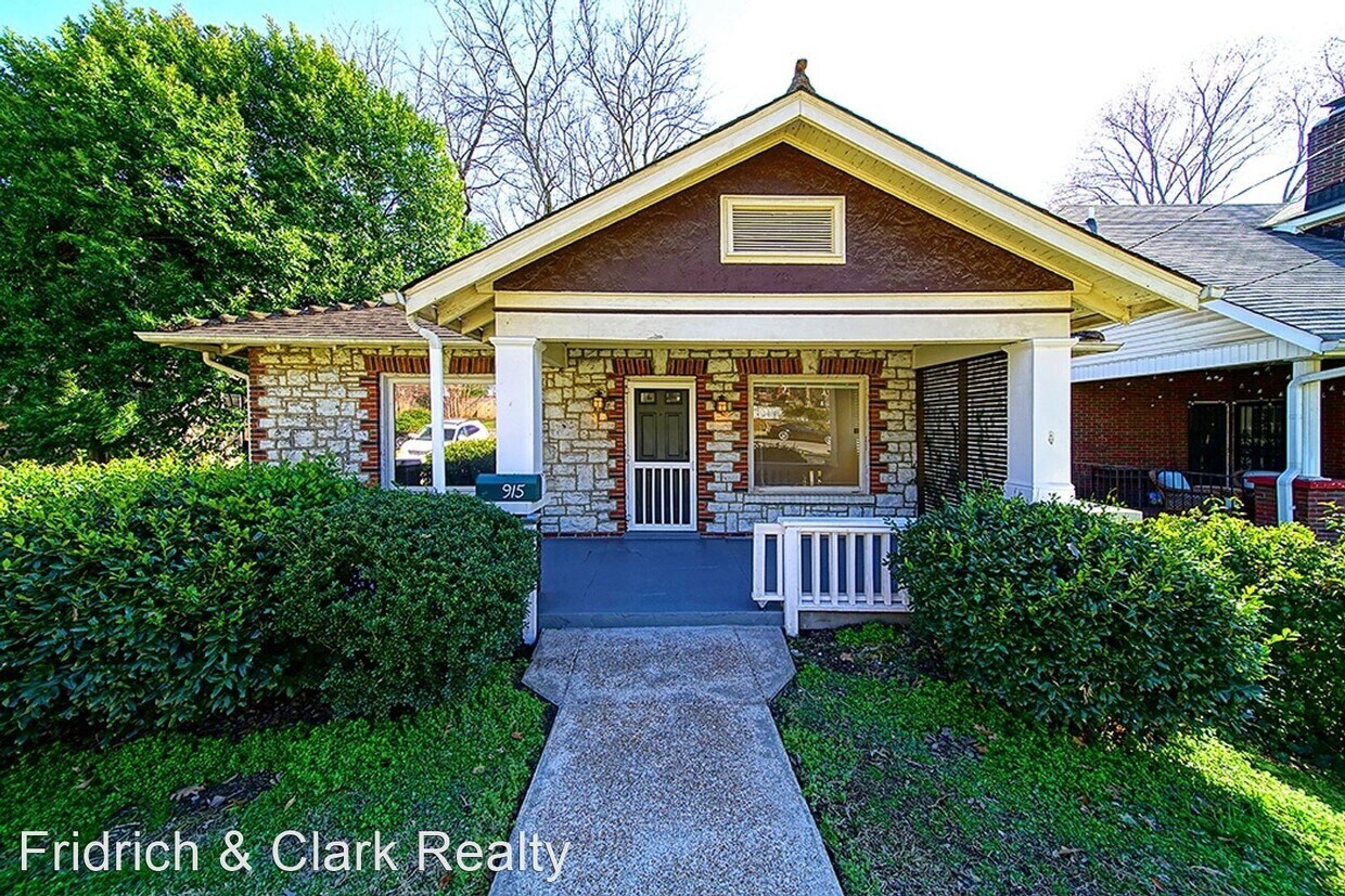 Primary Photo - 2 br, 1 bath House - 915 Bradford Ave.